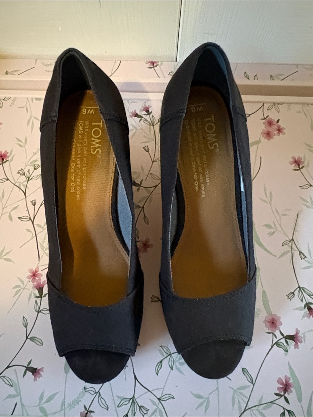 TOMS Black Open-Toe Suede Heels